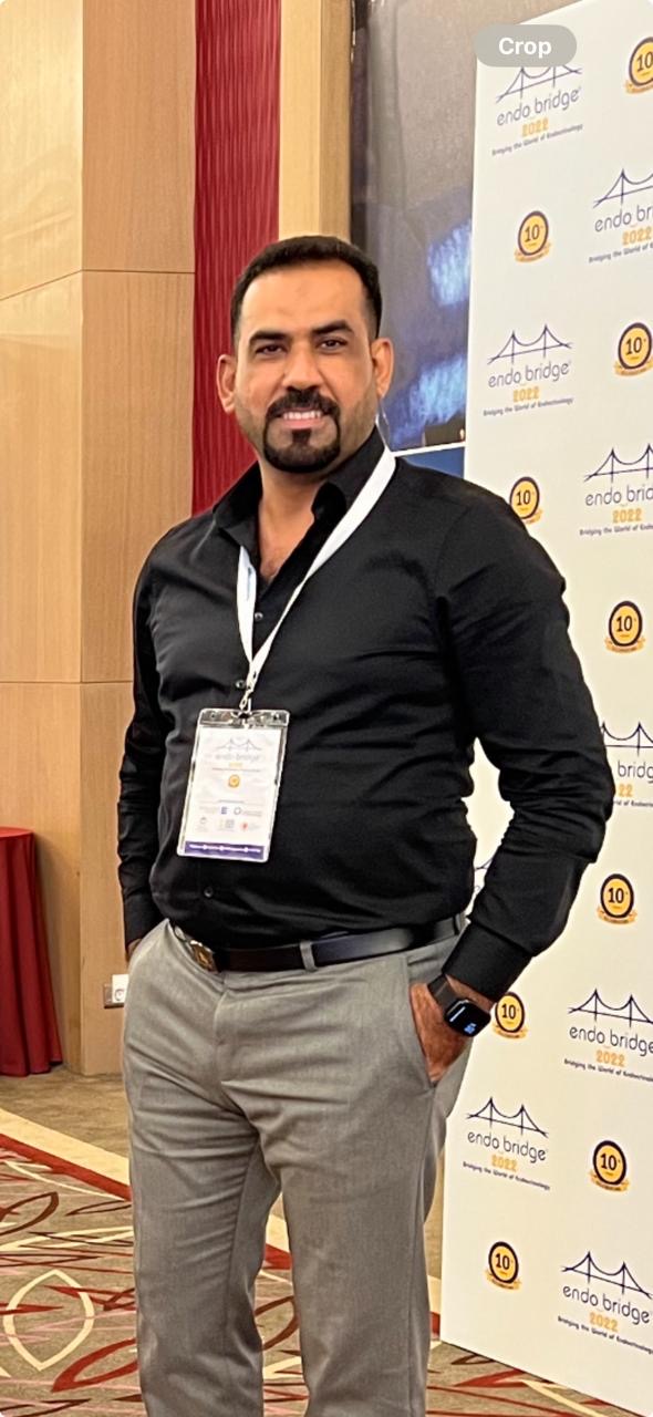 الدكتور انور طعمه الحجامي الدكتور انور طعمه الحجامي