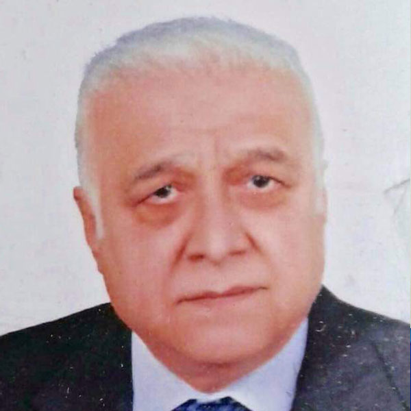 الدكتور منذر احمد زكي الدكتور منذر احمد زكي