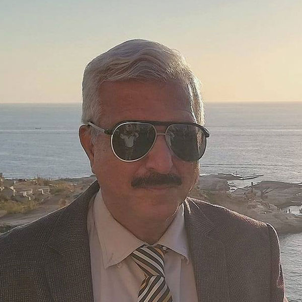 الدكتور نوار محمود المولى