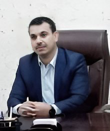 الدكتور خليل يونس خلف